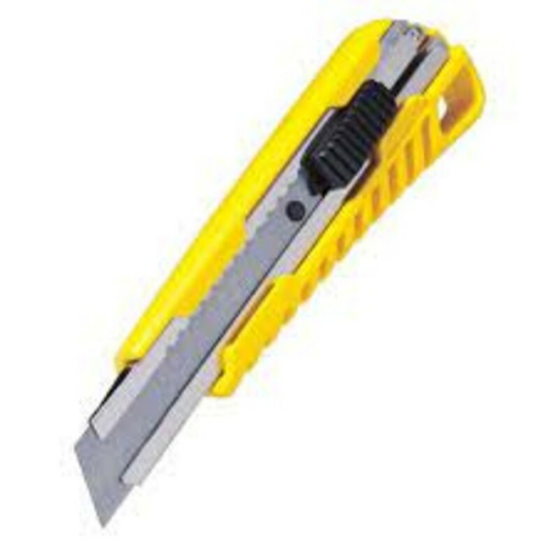 ESTILETE LARGO 18MM C/GUIA E TRAVA STHT10276 (STANLEY)